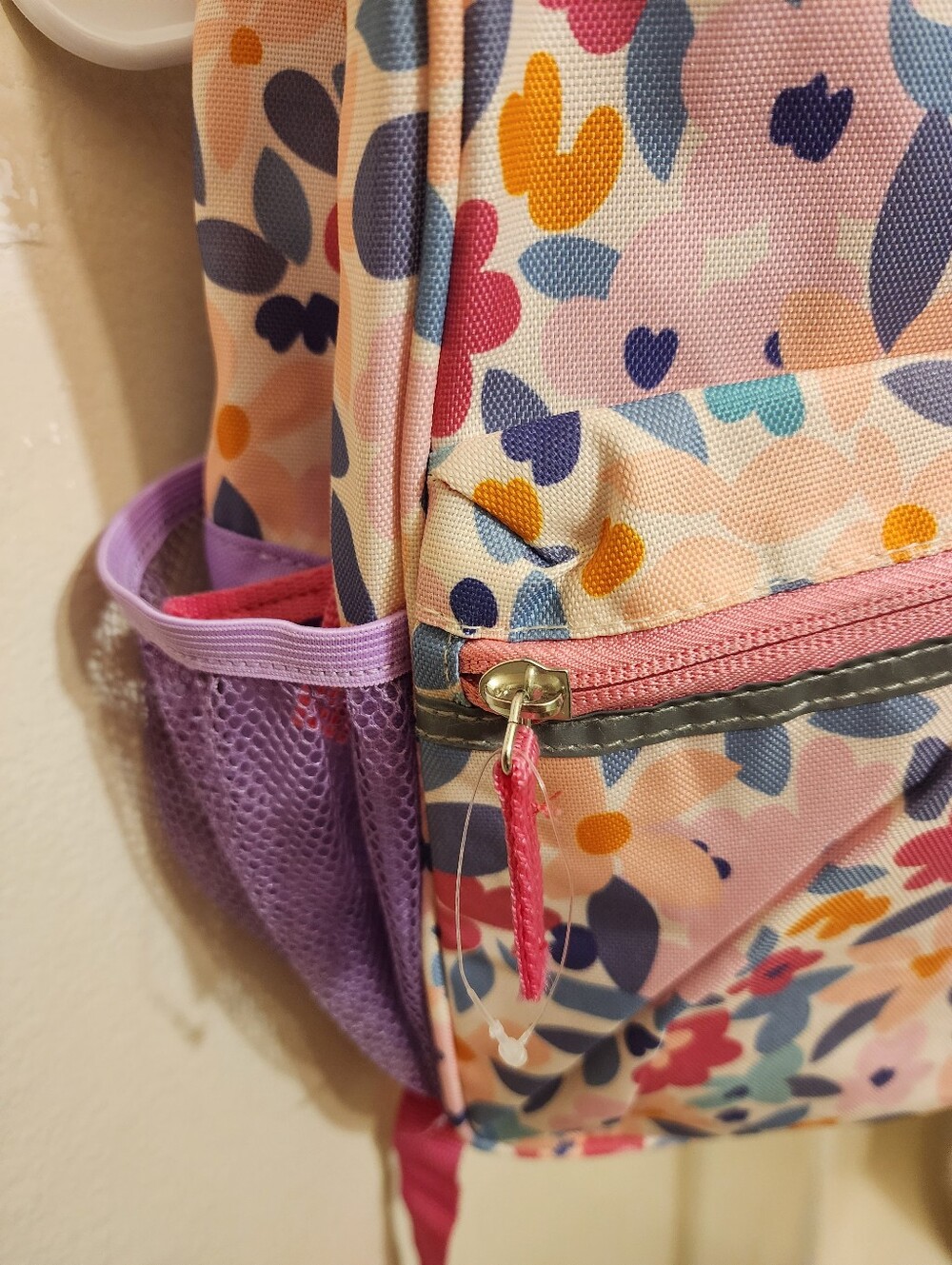 Hello Kitty Pink Glitter Logo Kids' 3 Backpack School Bundle - Cheetah & Floral - Picture 8 of 16